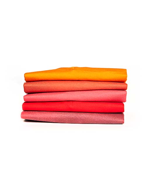 Haine street style - bluze culori diferite aranjate